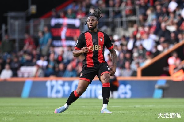 Antoine Semenyo ký hợp đồng năm năm mới với Bournemouth