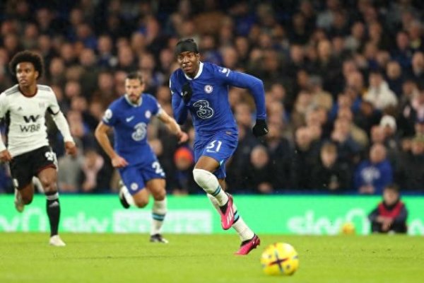 Desky: Maduaike đạt được thỏa thuận cá nhân với các cuộc đàm phán Pháo thủ, Arsenal và Blues bắt đầu