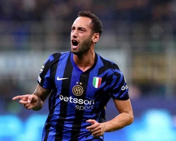 Cập nhật thị trường chuyển nhượng mùa hè của Inter Milan vào đầu tháng 7 năm 2025, nhiều người chơi 