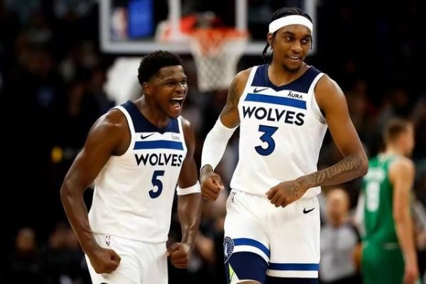 Xếp hạng khả năng hoạt động của các đội trong giải đấu trong cuộc đua: Lakers C, Warriors D, Nuggets